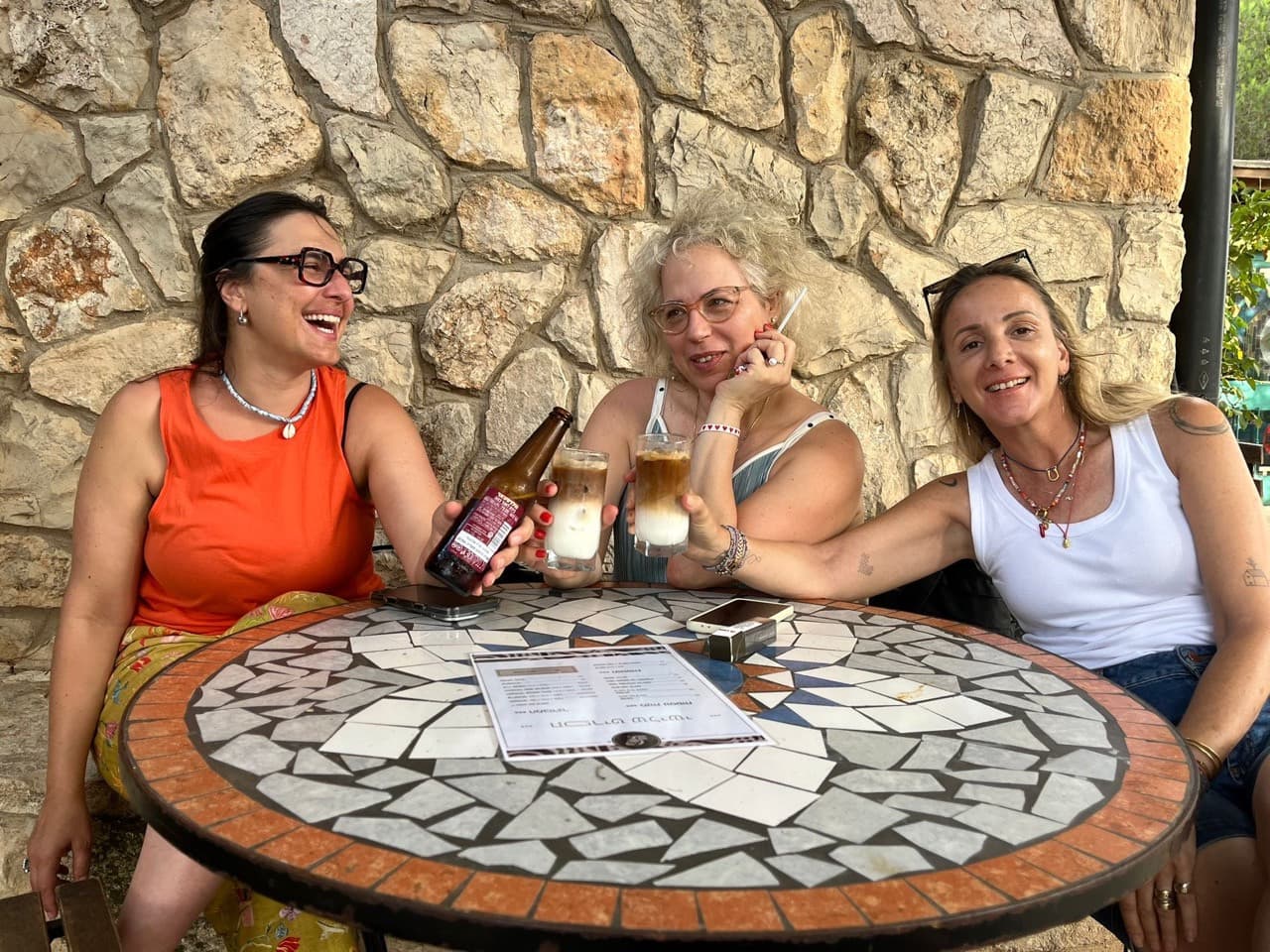 מספיק להתנצל.